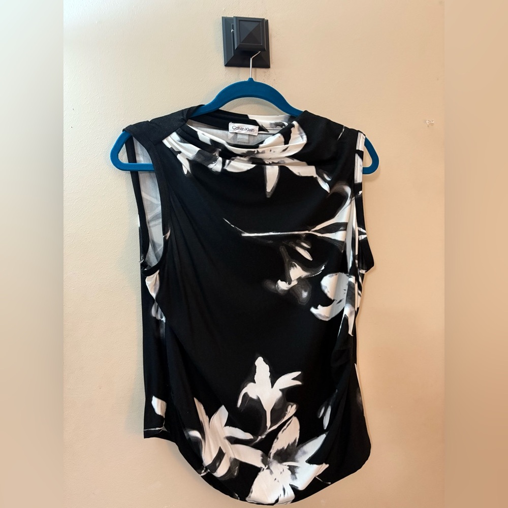Calvin Klein Sleeveless Black and White Floral Blouse